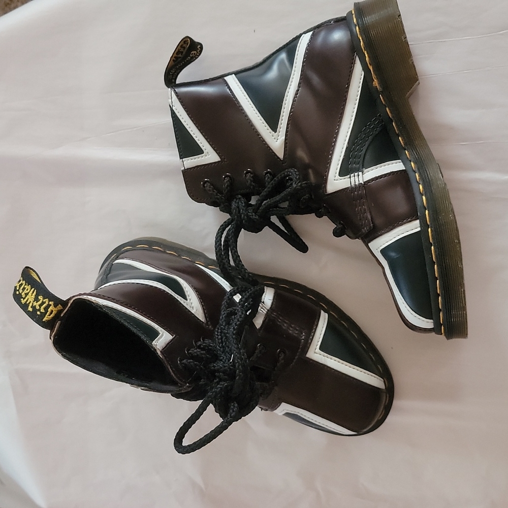 Dr. Martens Pascal Brit (Unisex) Size: W8, M7, UK6, EU39